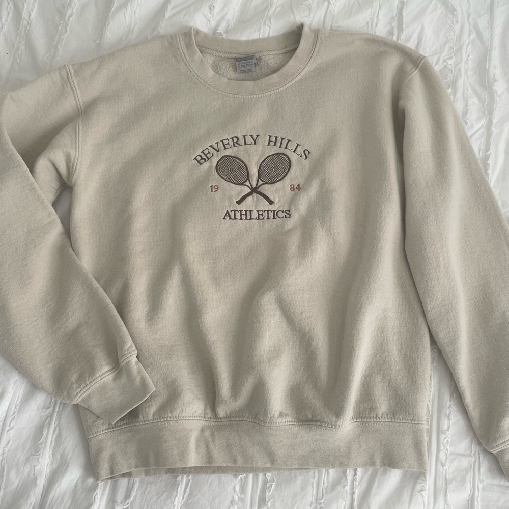 ETSY embroidered sweatshirt size S
